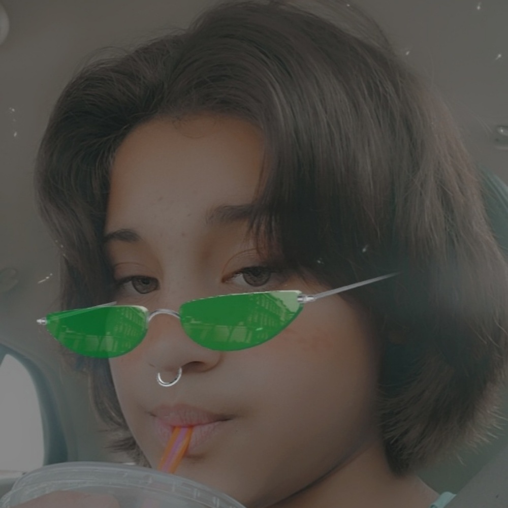 Meet your Posher, Iyana